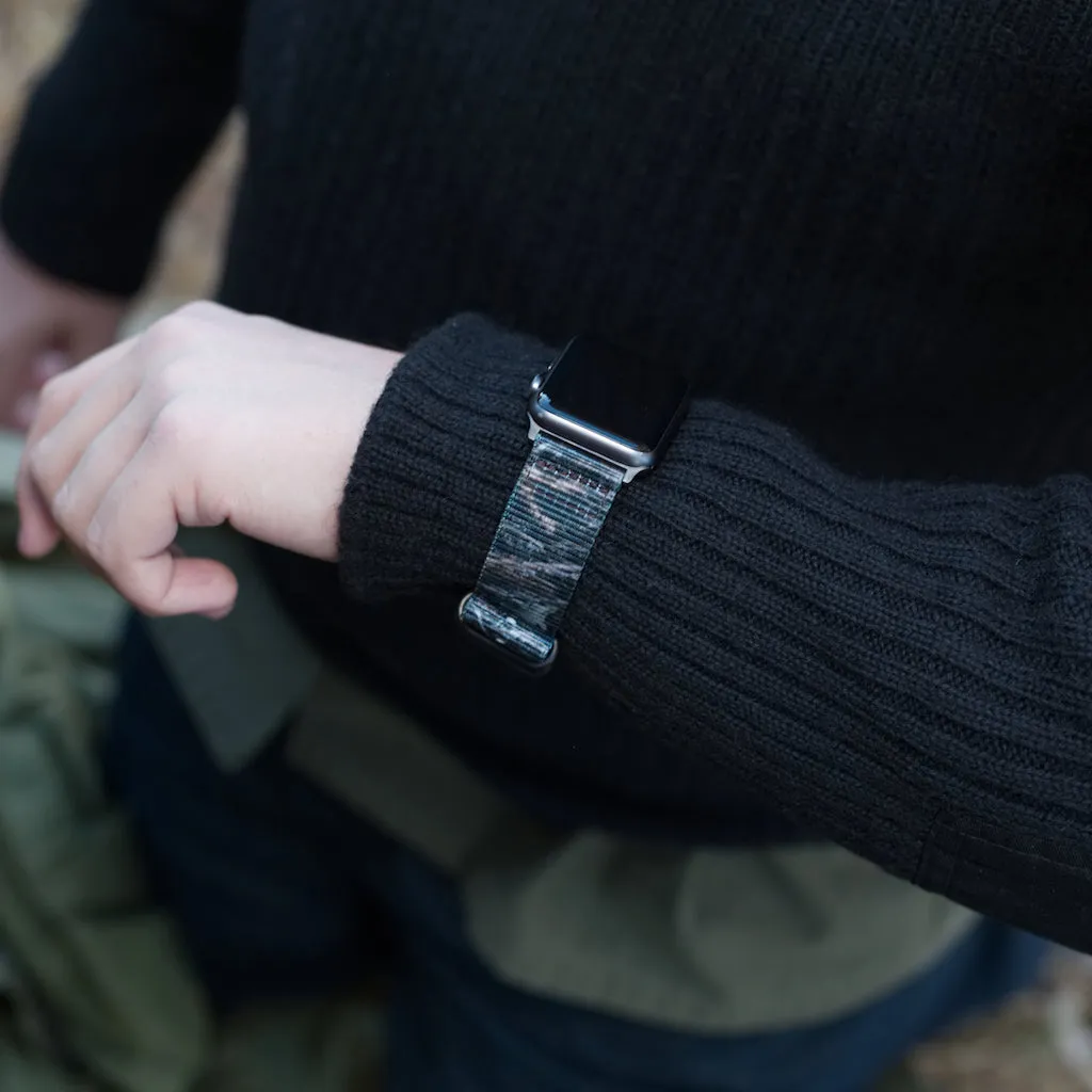 Carterjett Nylon Apple Watch Band in Woods