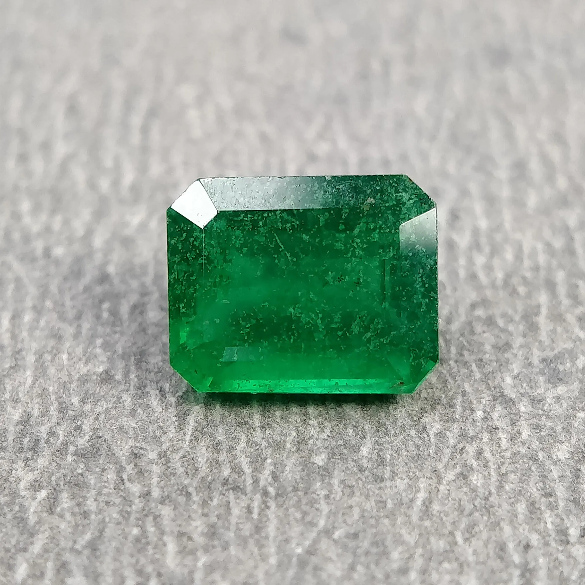 EMERALD Gemstone Normal Cut : 1.24cts Natural Untreated Unheated Green Emerald Octagon Shape 7*6mm (With Video)