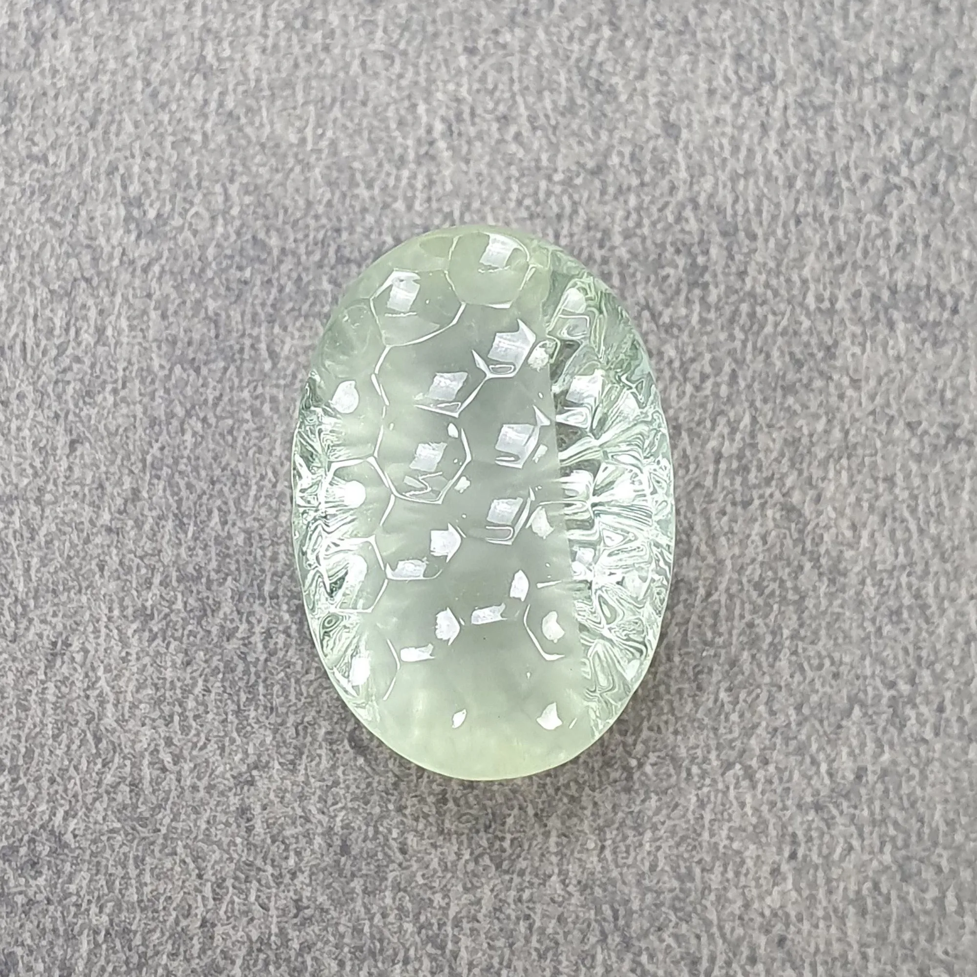 GREEN AQUAMARINE Gemstone Carving : 13.30cts Natural Untreated Aqua Hand Carved Oval Shape 19*13mm (With Video)