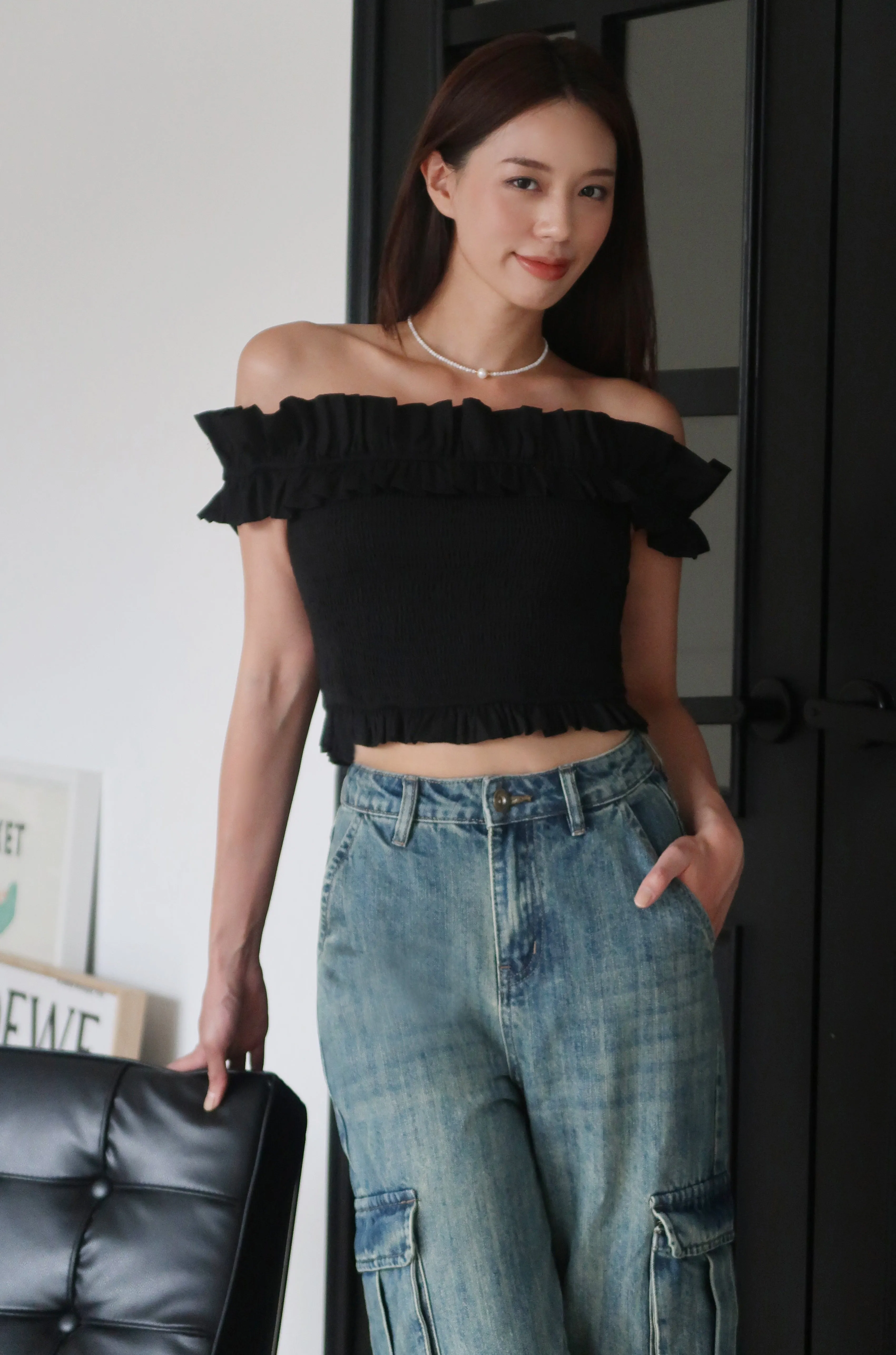 Nikki off shoulder linen top in black