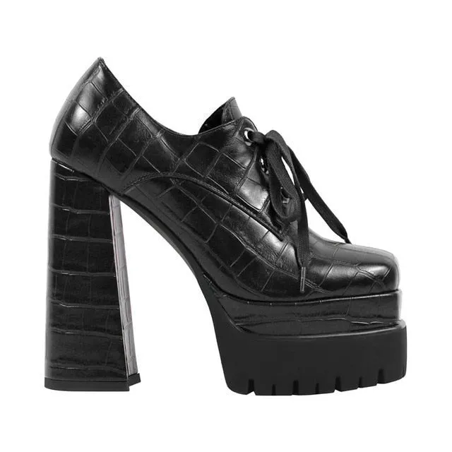 Pumps Queen Evva (Black)